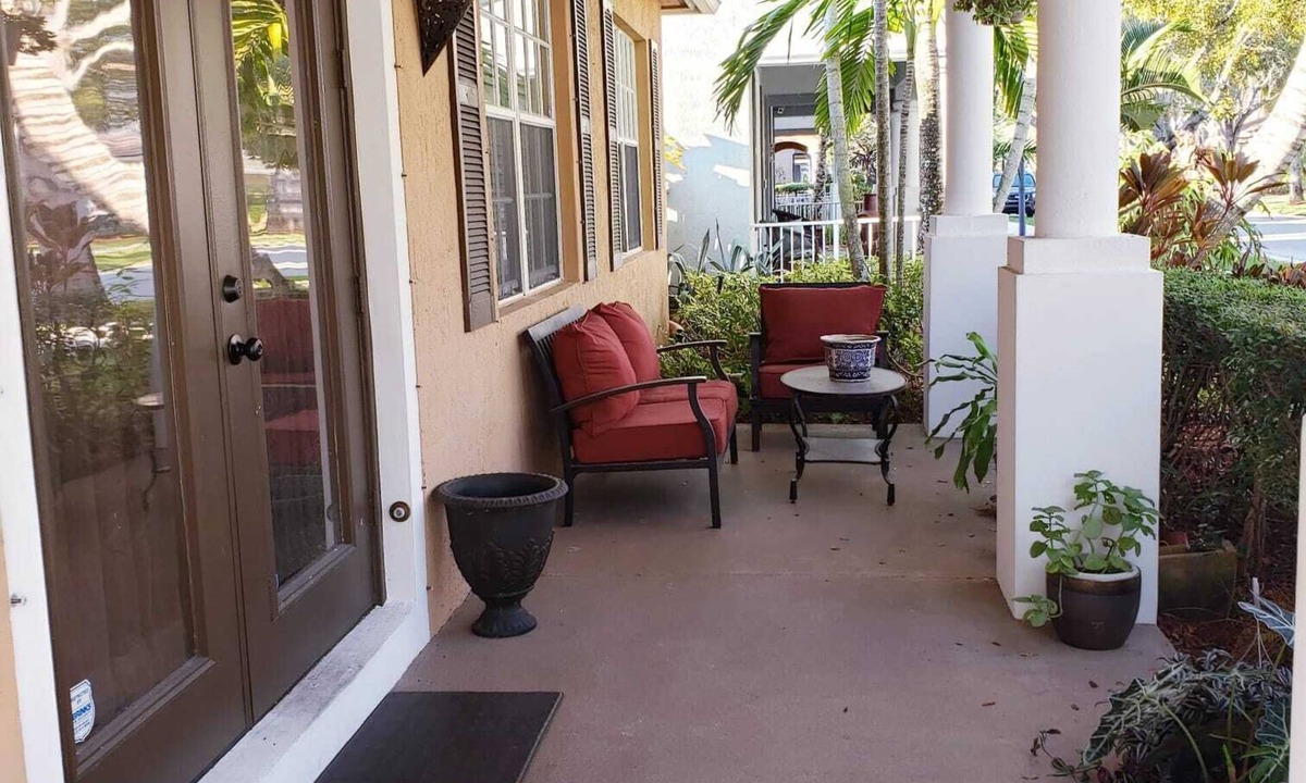 Delray Beach House | Cozy Retrete