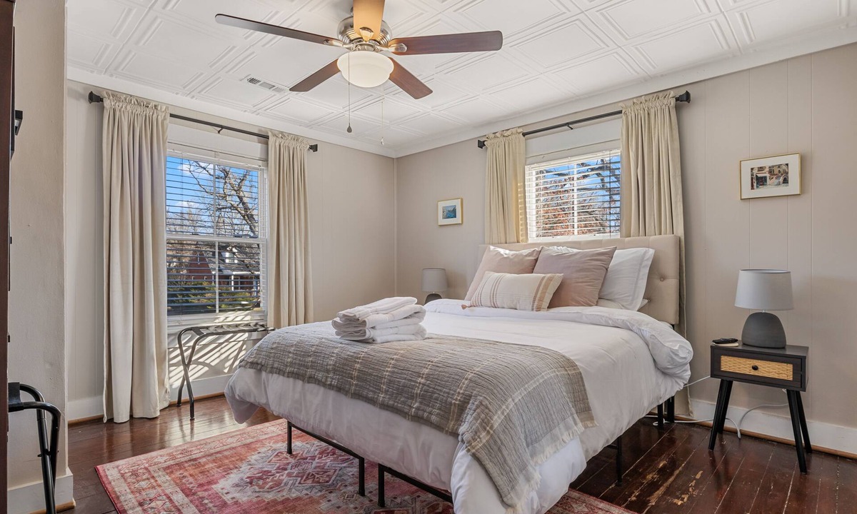 Ashland House | Cozy stay in the heart of Ashland