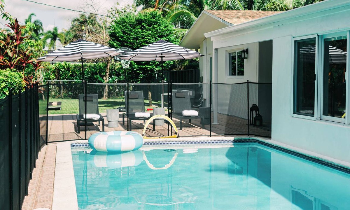 Pinecrest House | Cumpa's House: Mid-Century Luxury in Miami