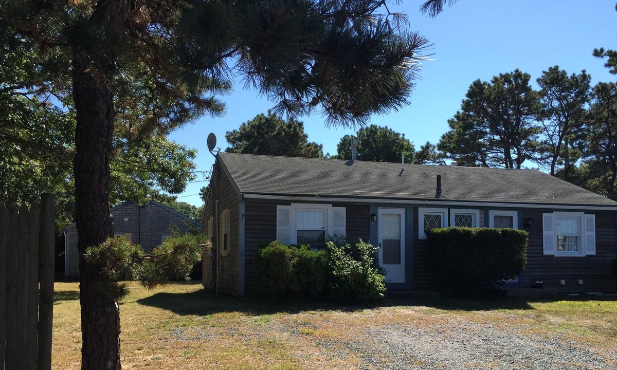Bass River Condo | Cute Cape Cod Condo 3/4 of a mile to warm water Nantucket Sound Beaches