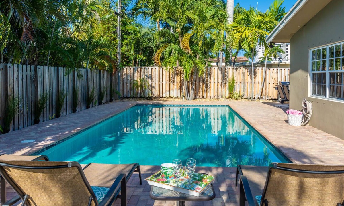 Terra Mar Island Estates House | Cute Tropical Hideaway - Walk to Beach! Terra Mar Island, Seaward Shore.