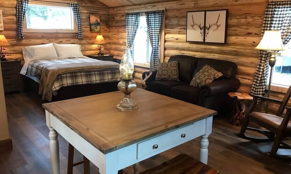 Kila Cabin | Deer Cabin at +WM Ranch Near Glacier National Park, Peaceful log cabin in the woods, yet only 20 min.