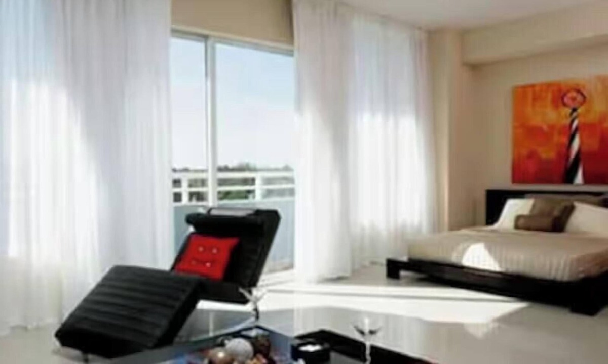 Southwest Coconut Grove Apartment | Deluxe Loft Suites in Miami.