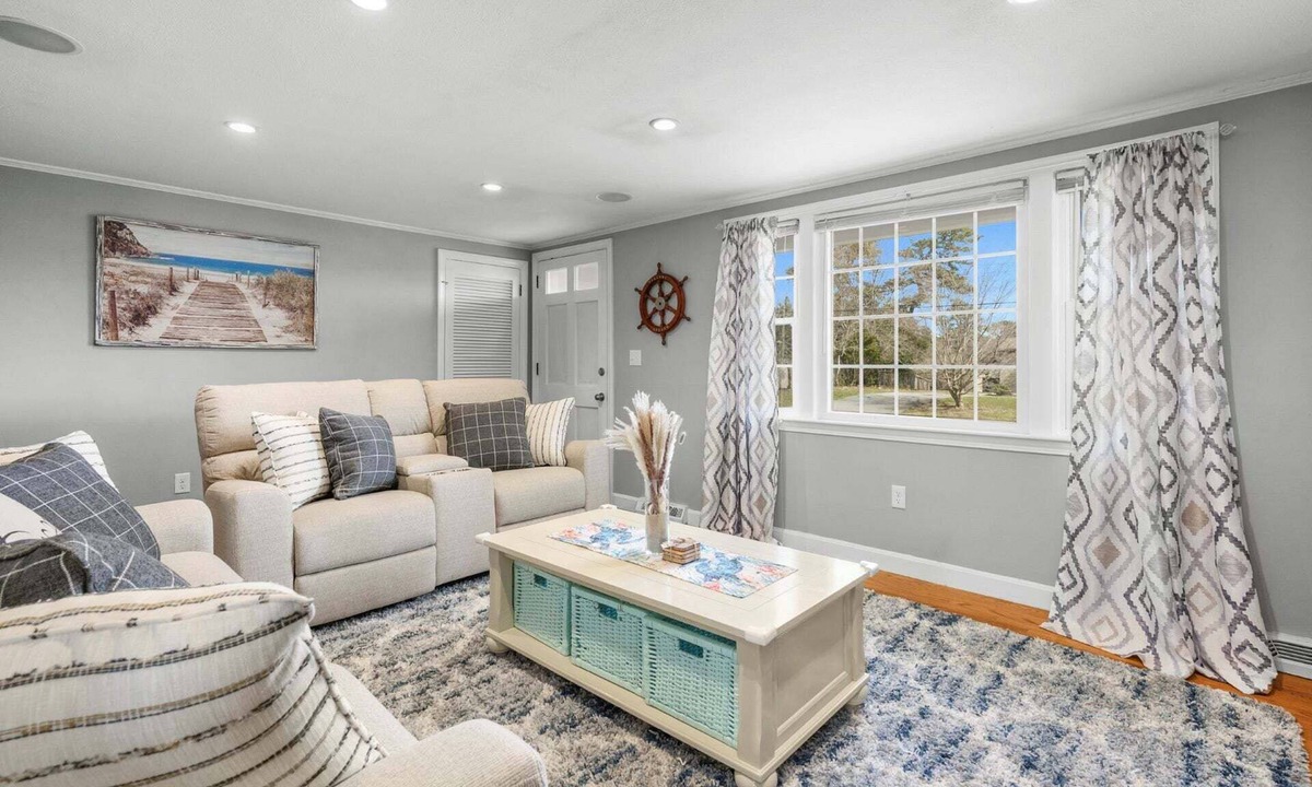 South Yarmouth House | Dog-Friendly Cape Cod Getaway with Fire Pit & Yard
