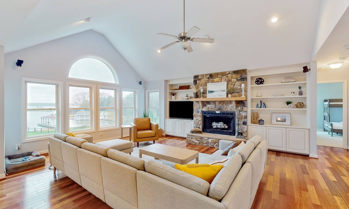 Bumpass House | Dog-friendly lake luxury with dry sauna, hot tub, game room