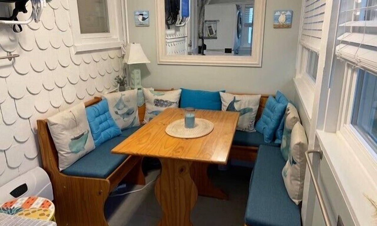 South Rehoboth Condo | Downtown Rehoboth Beach Ocean Block Condo Parking