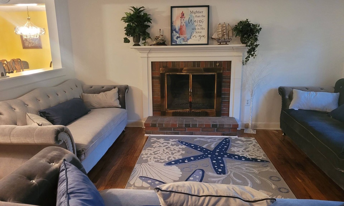 East Falmouth House | Dream vacation in our 4-Bedroom newly-renovated house 2.5 miles from the ocean.