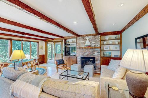 Yarmouth Port House | Eagle's Nest