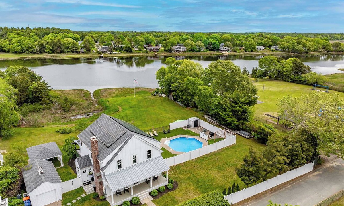 Wareham House | Edgewater Retreat | Oceanfront Home | Heated Pool, Outdoor Kitchen, Fish & Kayak