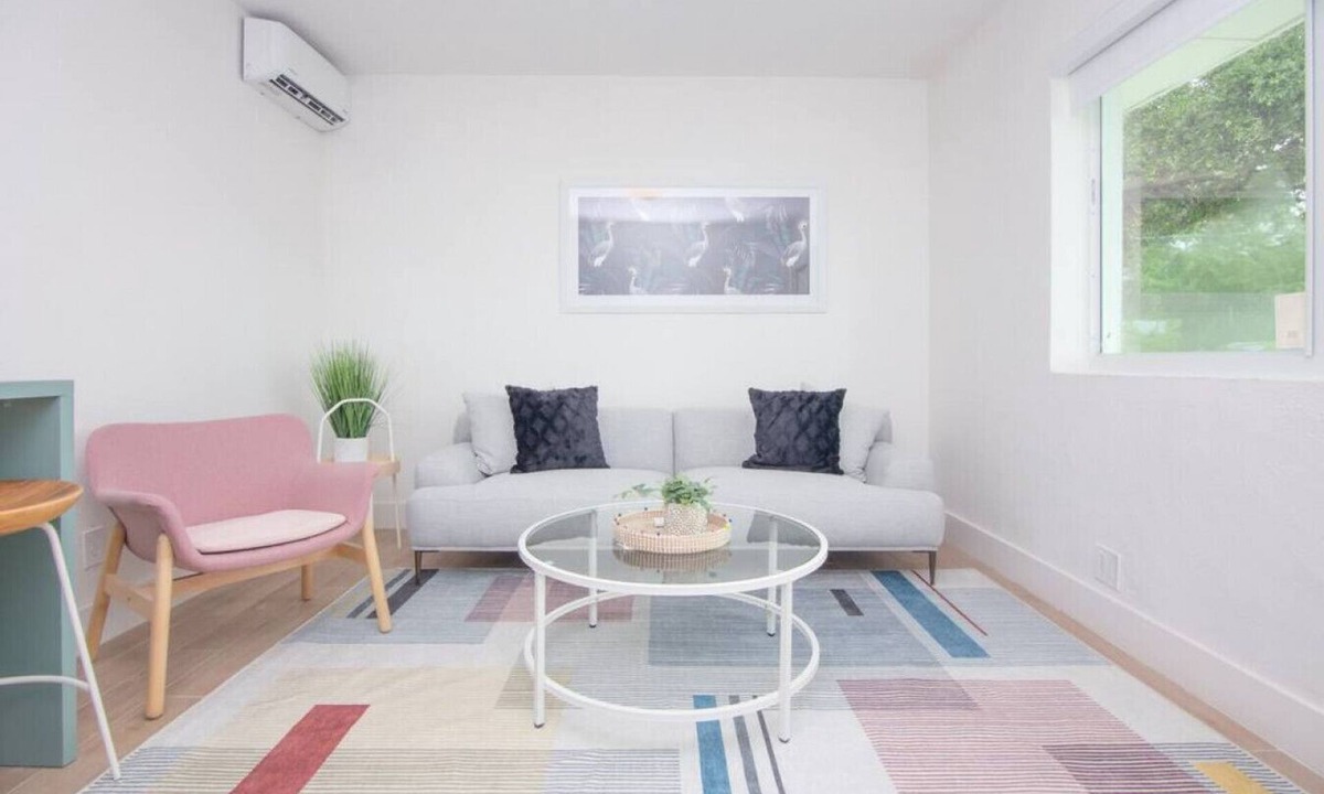 El Portal Apartment | El Portal #4 · Stylish One Bedroom Apartment in El Portal #4