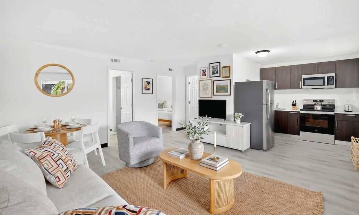 Poinciana Park Apartment | Elegant 2BR Near Beach & Cruise Port