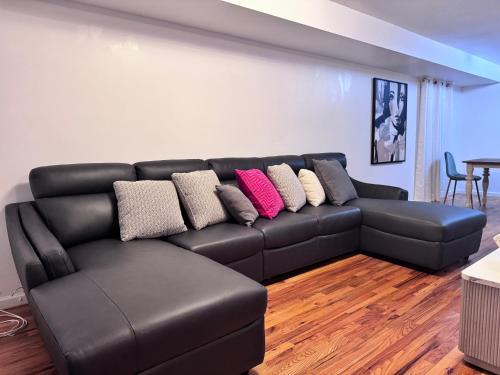 Forest Hill Apartment | Elegant 3 bedroom 2 bath Downtown Newark