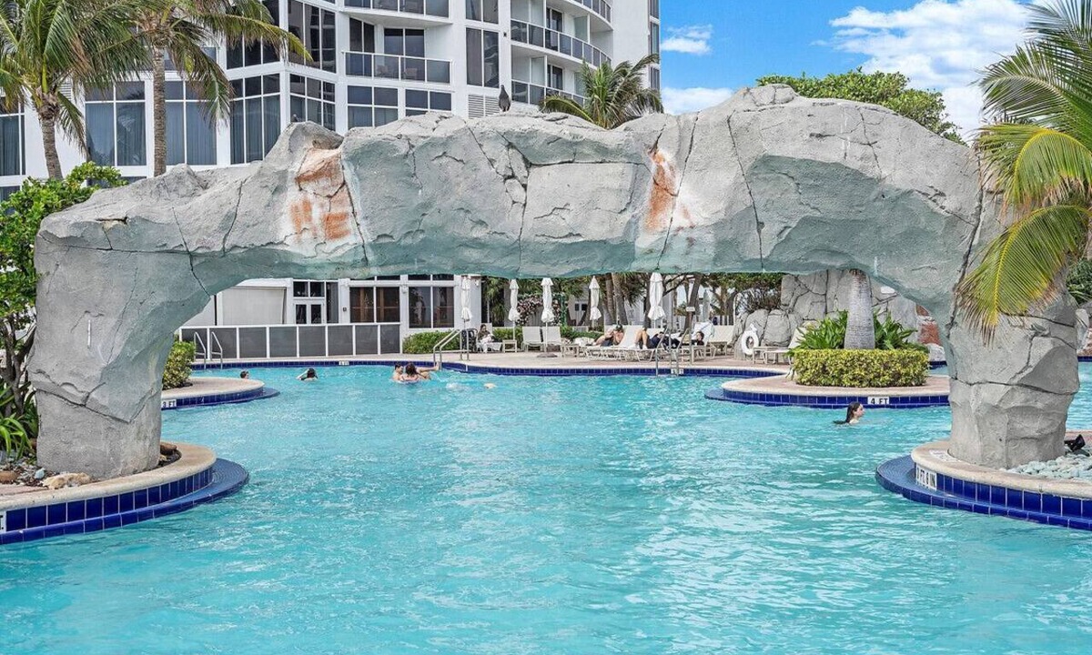 Sunny Isles Beach Hotel | Elegant Suite in Beachfront Resort + Luxe Amenities