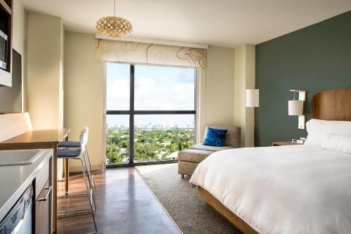 Downtown Fort Lauderdale Hotel | Element by Marriott Fort Lauderdale Downtown