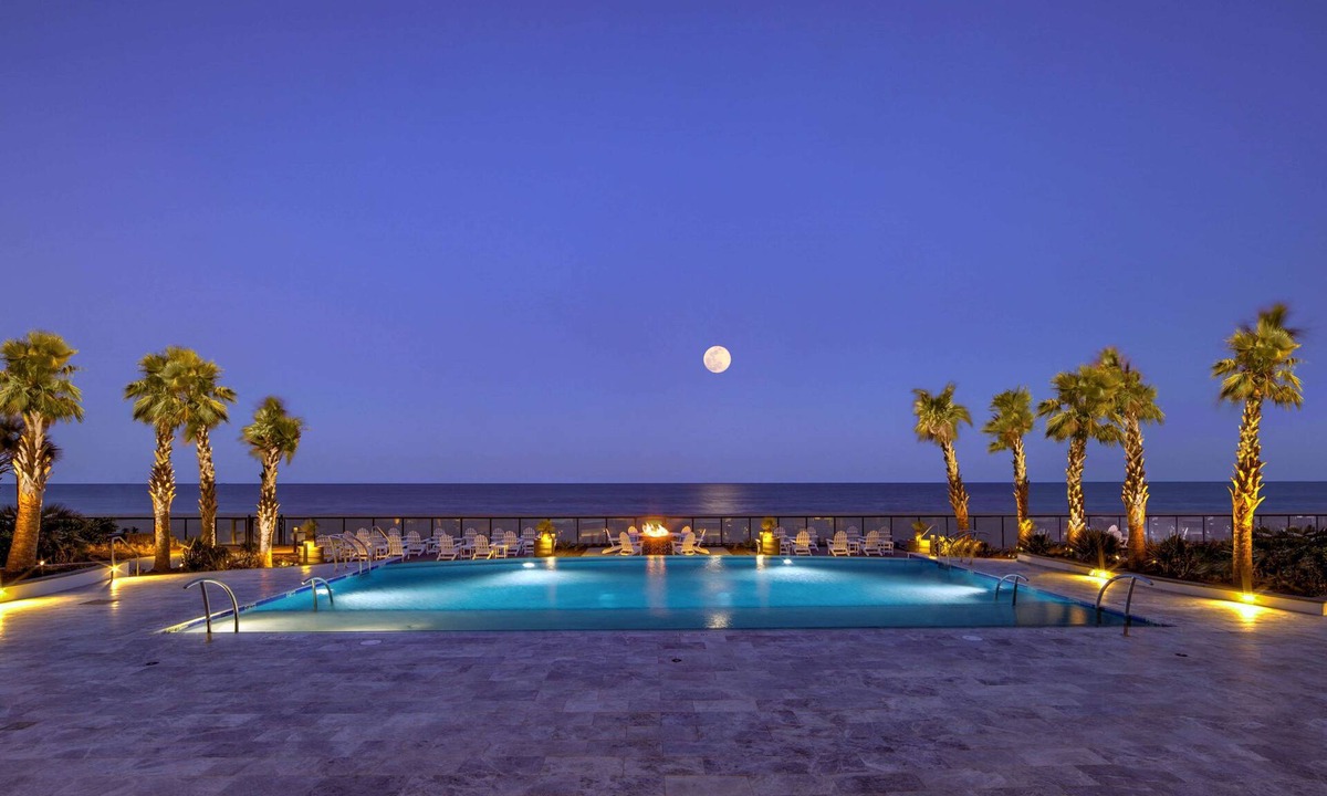 Northeast Virginia Beach Resort | Embassy Suites by Hilton Virginia Beach Oceanfront Resort
