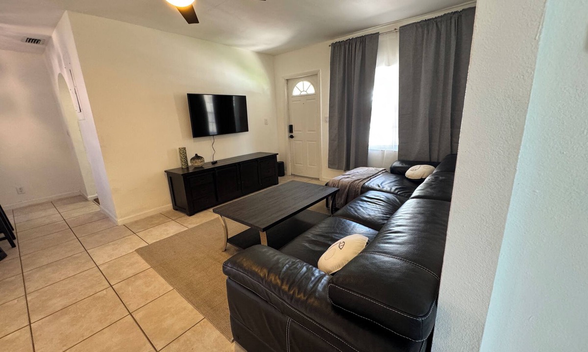 Poinsettia Heights House | Entire home in Fort Lauderdale, Florida