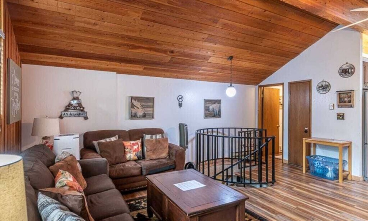 Whitefish Condo | Escape to Ptarmigan Village 79