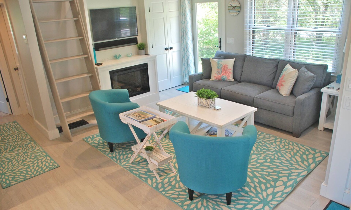 Nantucket Cottage | EVERGREEN ESCAPE: Private Cottage close to South Shore Beaches