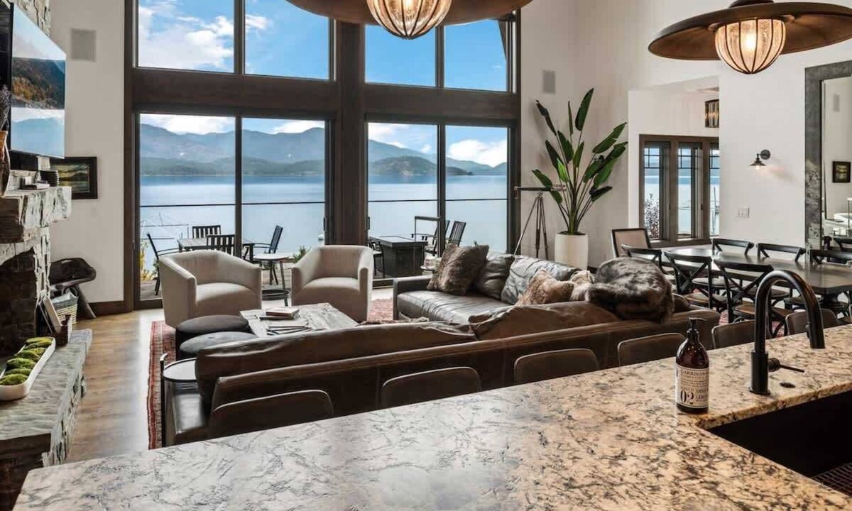 Sandpoint House | Exceptional Waterfront Luxury Home | Hot Tub