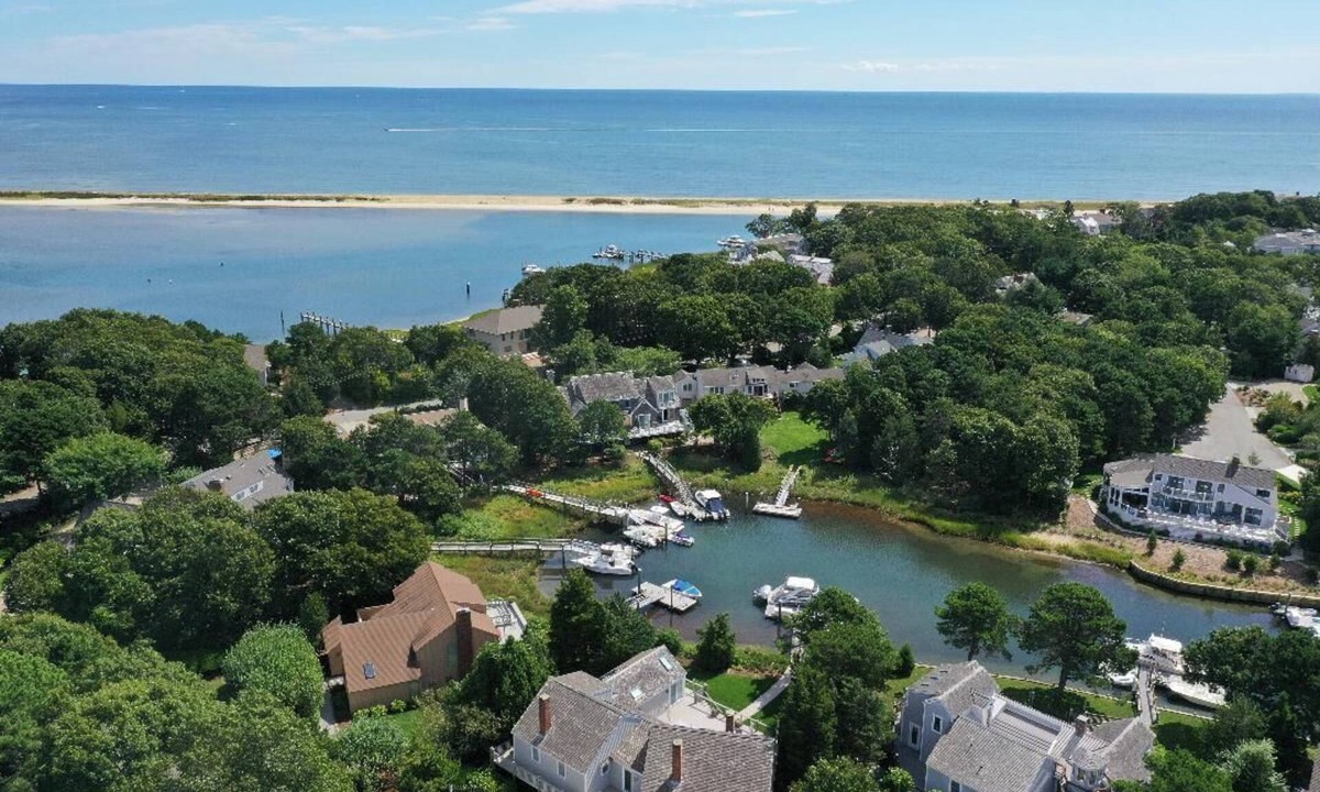 Popponesset Island House | Exclusive Poppy Island Waterfront home with Dock and Kayaks to Barrier Beach!