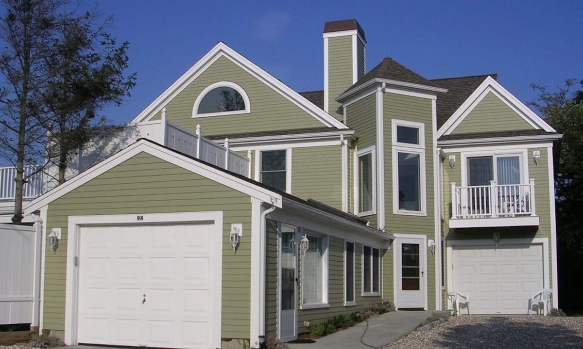 Brewster House | Expansive Home With Gorgeous Bay Views! (1052)
