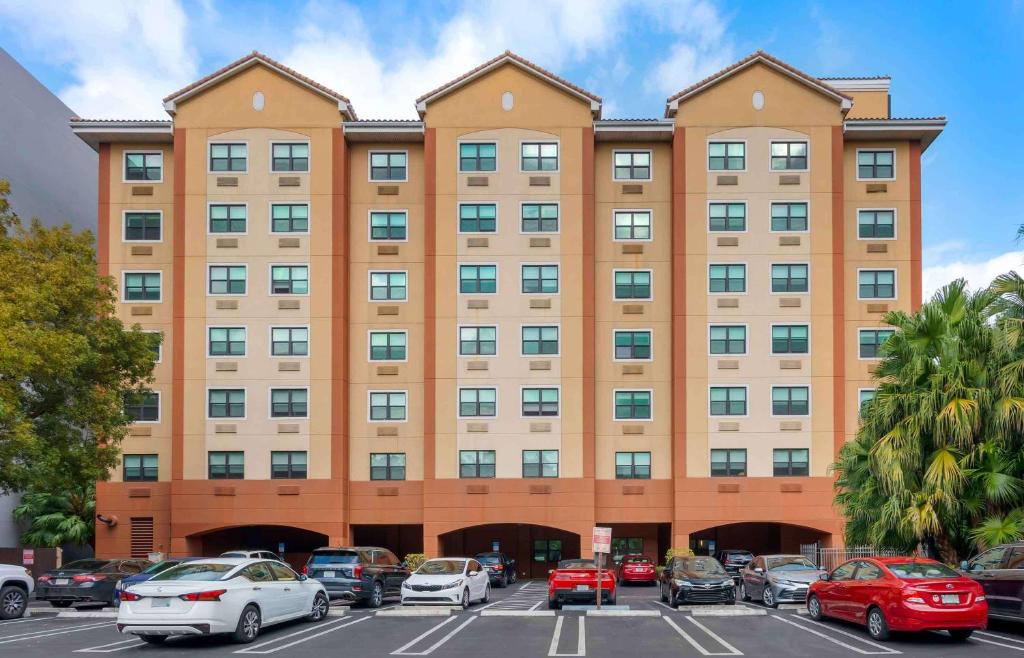 Coral Way Hotel | Extended Stay America Premier Suites - Miami - Coral Gables