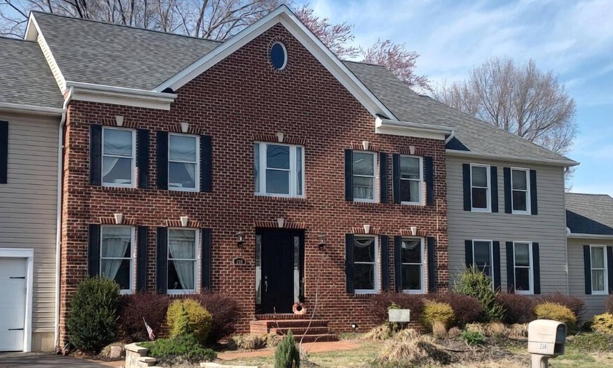 Stevensville House | Fabulous Colonial in Cloverfields on Kent Island! Beautifully Furnished 4 Bedroom Rental on the Eastern Shore!