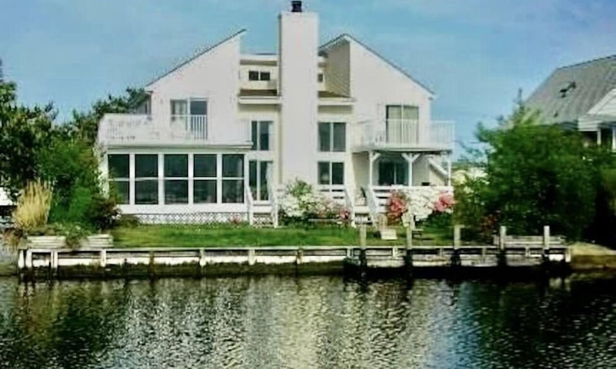 South Bethany House | Fabulous waterfront home! Private Boat ramp and dock, multiple waterfront decks.