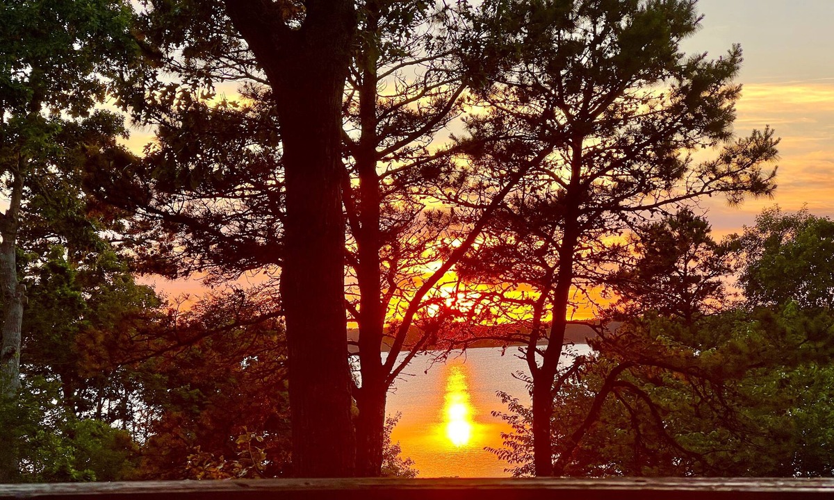 East Harwich House | Fall Retreat on Beautiful Long Pond/Cape w/Quick Drive to Ocean