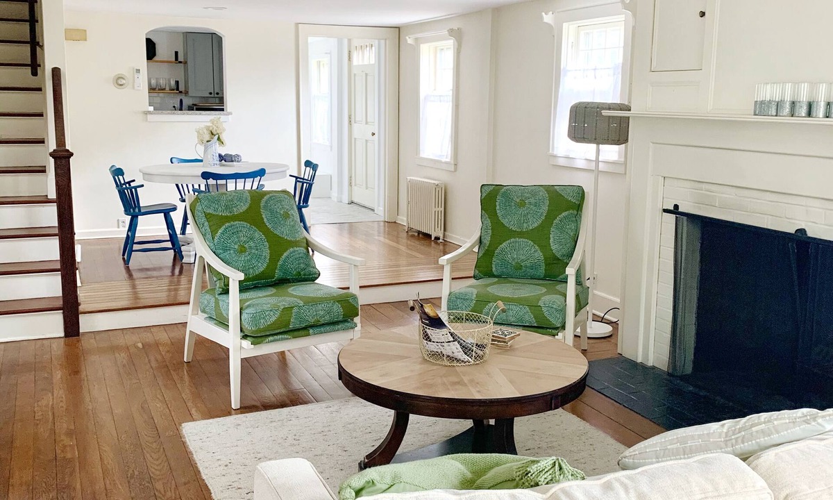Falmouth Condo | Falmouth Village Oasis: AC, Private Yard + Walk to Beach, Ferry & Downtown