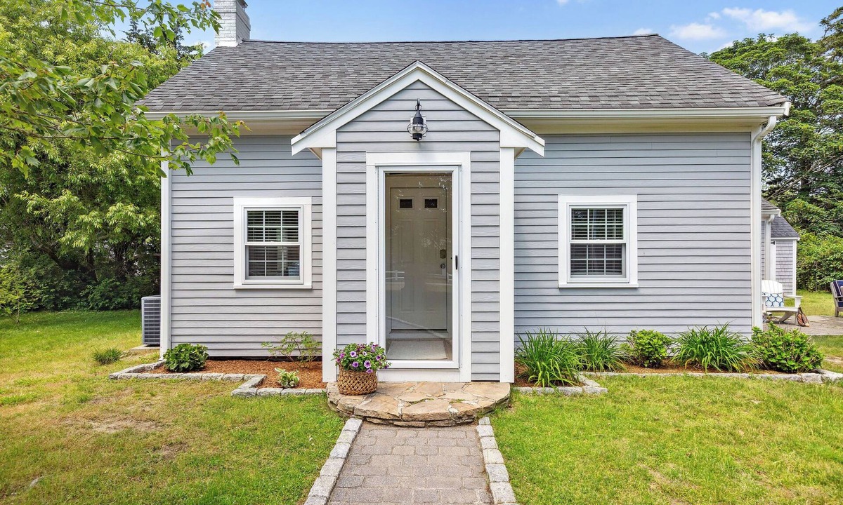 Bass River House | Family Cottage Near Beach, Trails & Golf, Sleeps 6