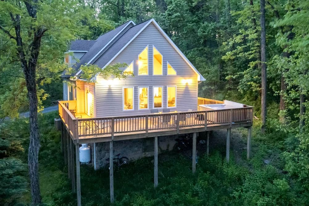 Montebello Cabin | Family Time in Love, Virginia: Mountain Cabin Getaway