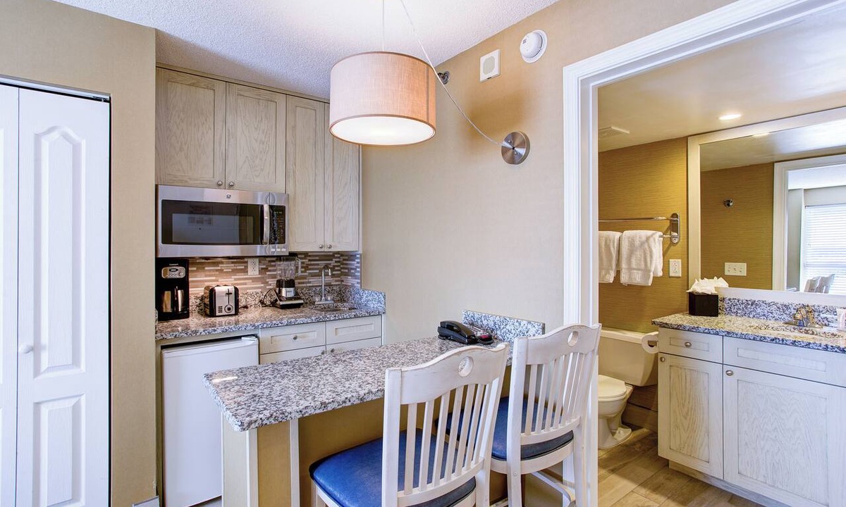 Northeast Virginia Beach Resort | Family Vacation! Steps to Beach, Indoor Pool