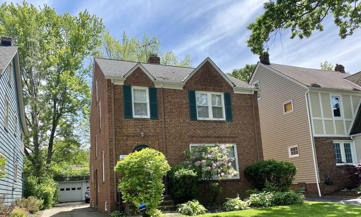 Cleveland House | Fenced-In Backyard, 3 Bed Colonial, Super Close to Everything