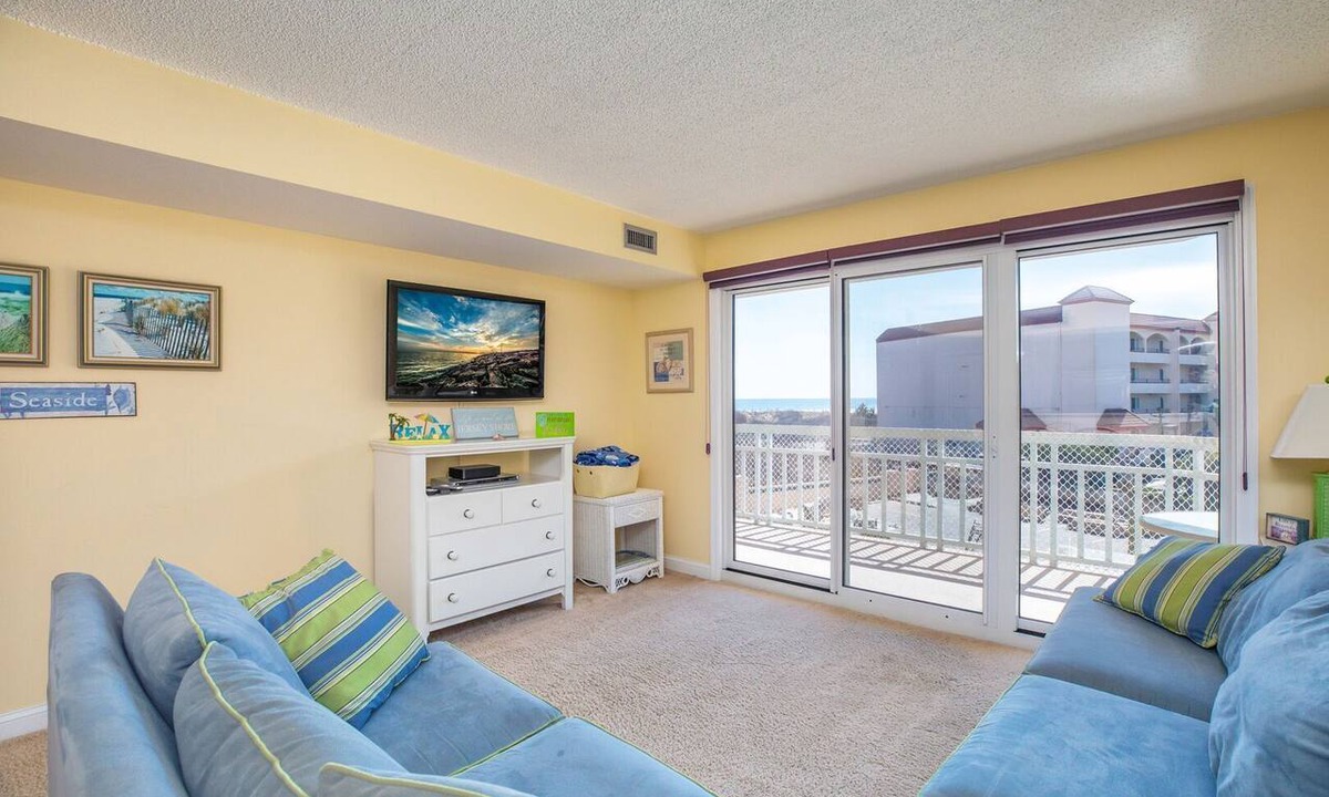 Wildwood Crest Condo | Few steps to beach - Ocean views - Free WIFI - 1B/1B