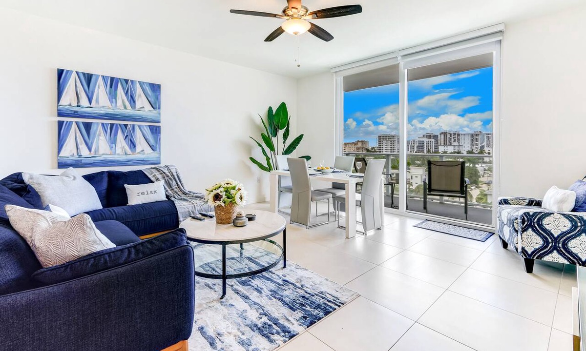 Central Beach Condo | FIFA Perfect | Tiffany Emerald:7th FL, Rooftop Pool, Gym, Walk to Beach