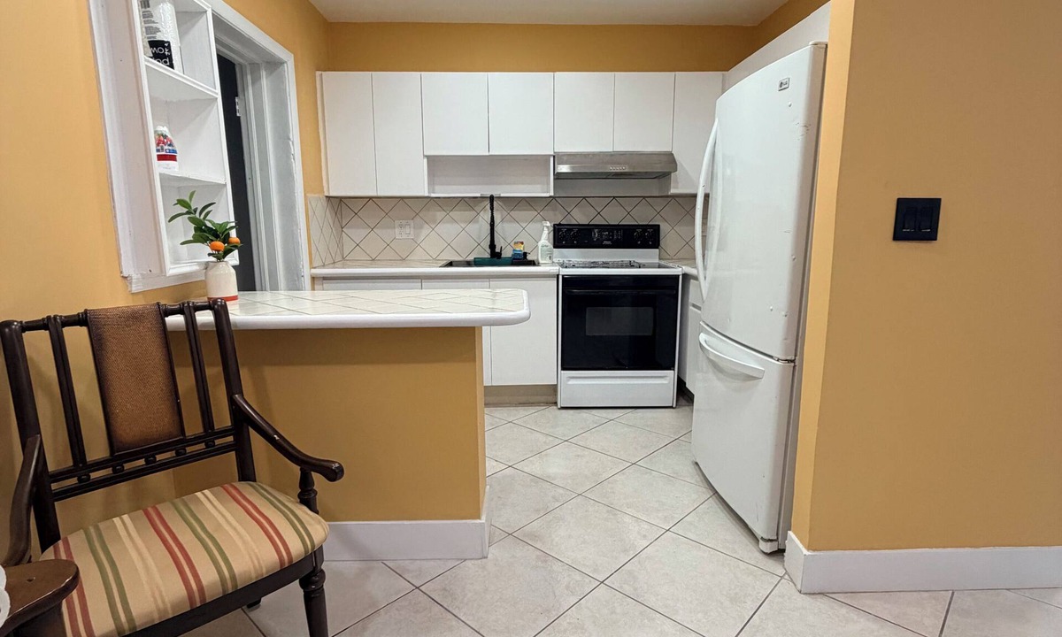 Opa-Locka House | FIFA Stay 2BR Home 11 Min to Hard Rock Stadium.