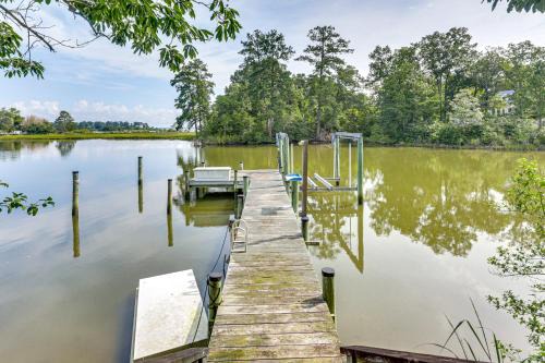 Urbanna House | Fish On-Site: Rappahannock River Gem!