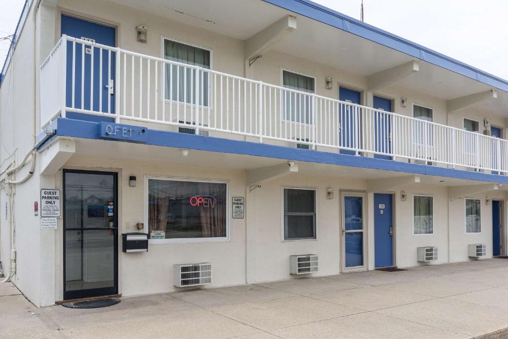 Rio Grande Hotel | Flamingo Motel