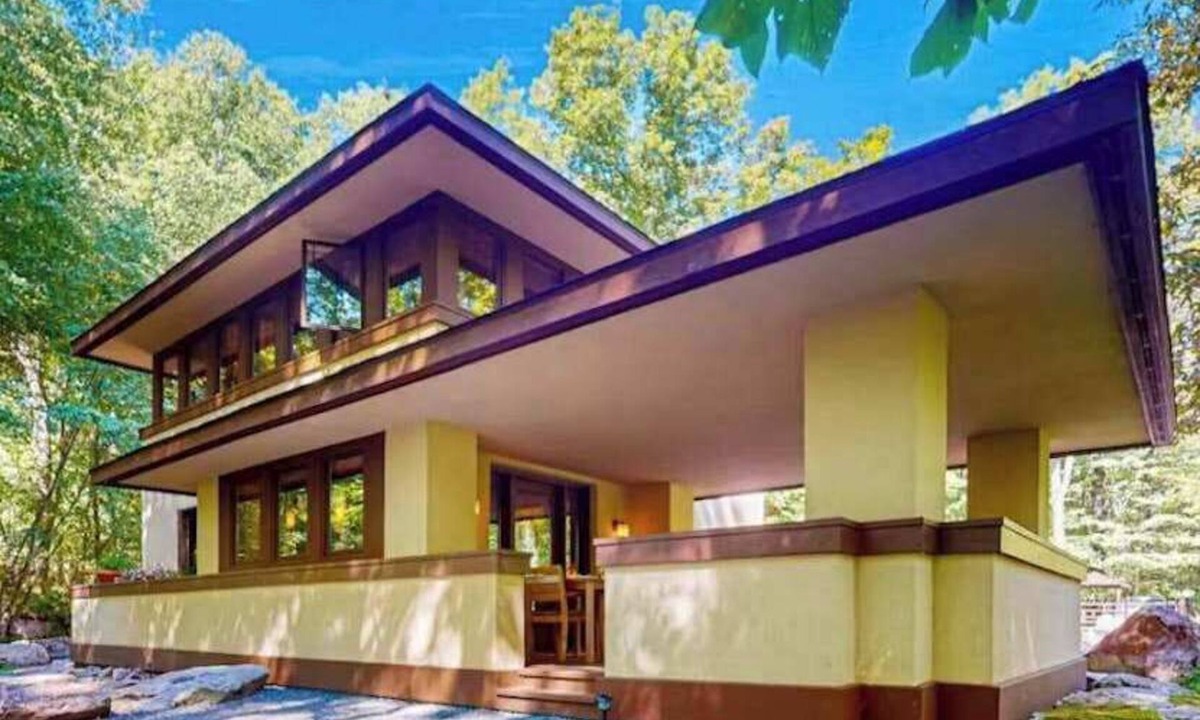 Bittinger House | Fleur de Montagna - Official Fallingwater Lodging Partner