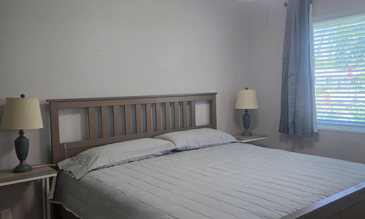 Parkside Apartment | FlipFlop condo#1 BEST BANG for your DOLLAR!