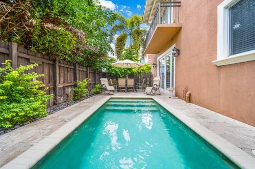 Lake Ridge House | Fort Lauderdale Home Private Pool - Rooftop
