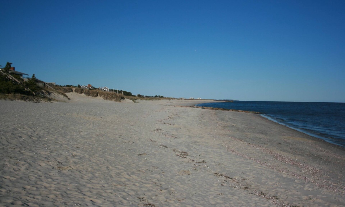 Northwest Harwich House | Four Bedroom Historic Home Just 2 Blocks To Earle Rd. Beach!
