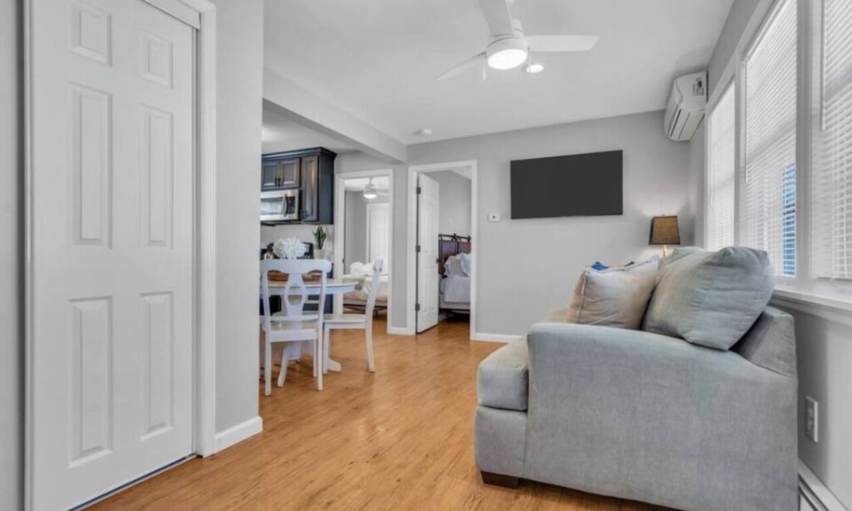 Seaside Heights Apartment | Free Parking | Pet Friendly | Wsher/Dryer | Coffee