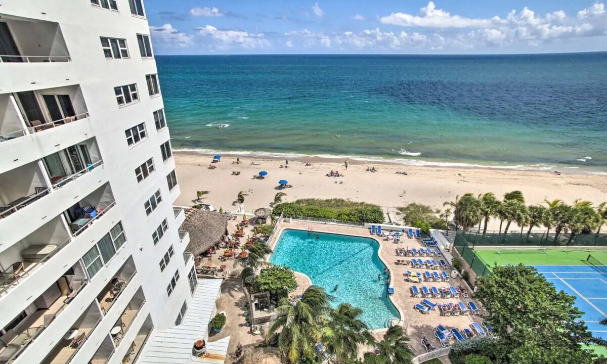 Galt Mile Apartment | Ft Lauderdale Oceanfront Resort Condo w/Views! by RedAwning
