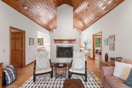 Campground Landing House | Game Room Central AC Short Drive to Beaches