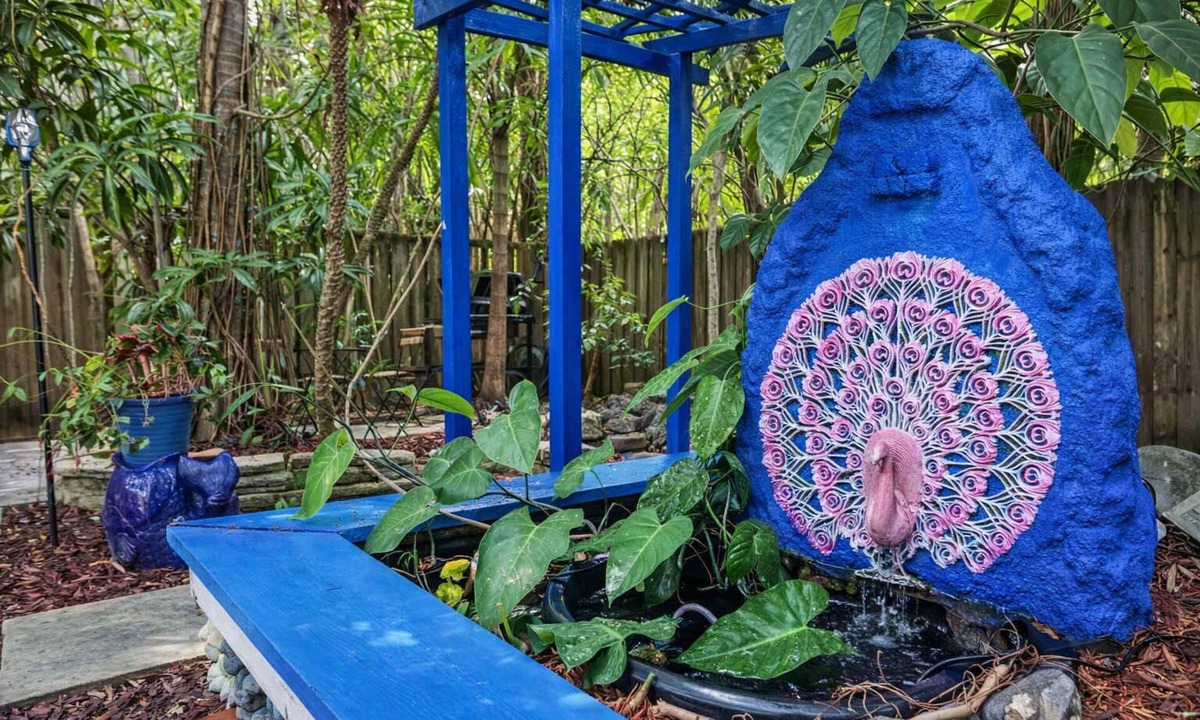 Parkside House | Garden botanical Villa with jacuzzi