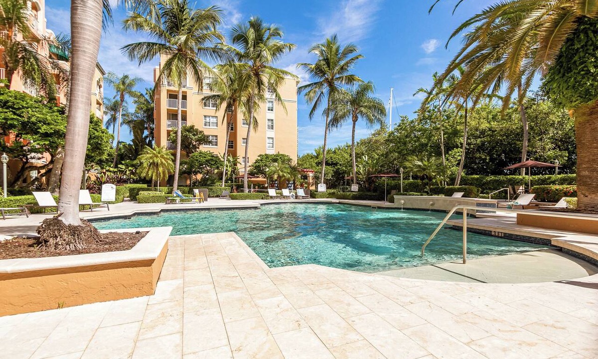 Aventura Condo | Gated Resort Condo By Hard Rock & Aventura Mall!