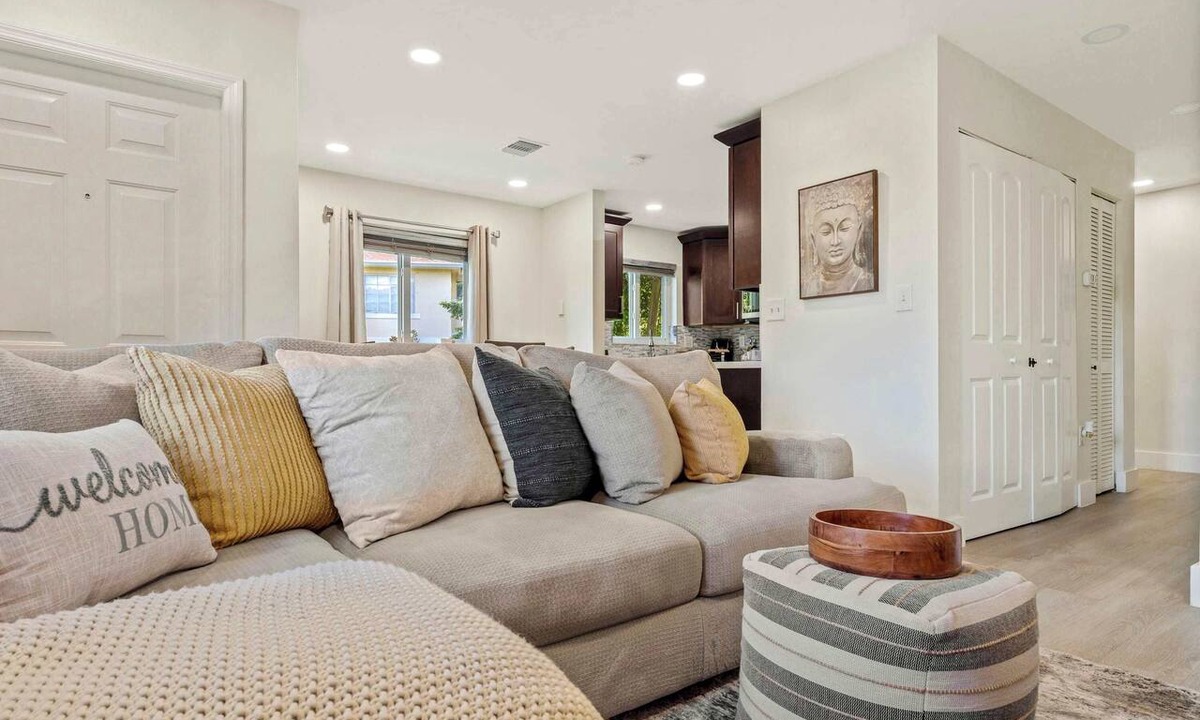 Cutler Bay Condo | Good Vibes Sanctuary, Central Location South Miami