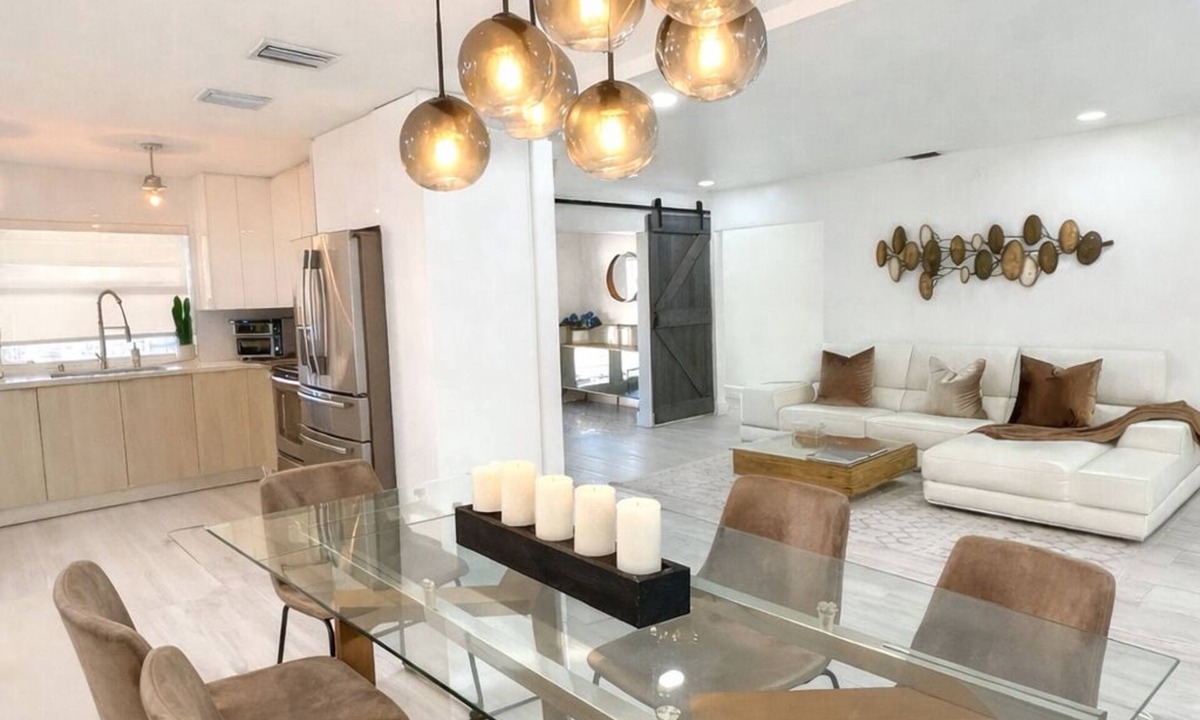 Flagami House | Gorgeous,Renovated & Spacious Miami Home
